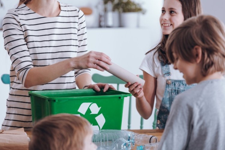 Consumo organiza talleres de economía circular y reciclaje para escolares