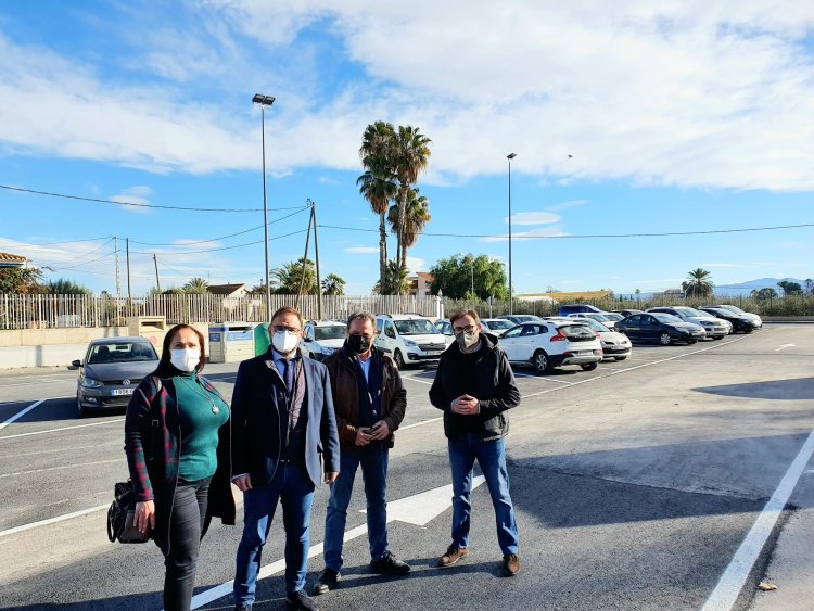 El Ayuntamiento de #Lorca culmina las obras del nuevo aparcamiento del Colegio de Campillo  y habilita 52 plazas para vehículos  8 plazas para autobuses escolares