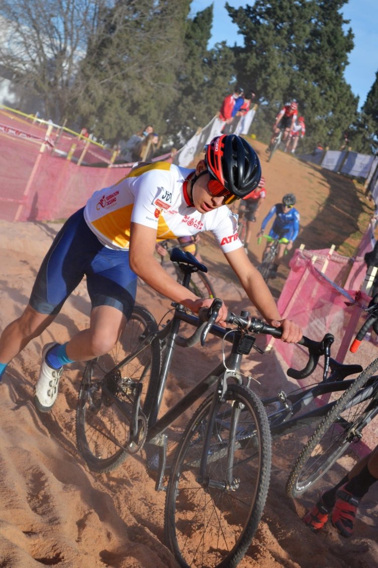 Presencia de los corredores de Terra Sport Cycling Team, en el Campeonato de España de Ciclocróss.