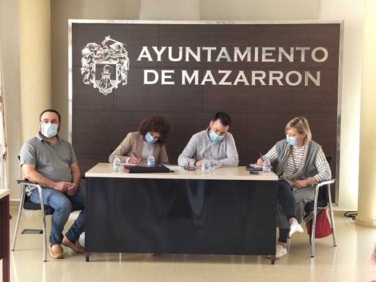 SE CONSTITUYE EL GRUPO DE TRABAJO DEL MENOR ADOLESCENTE EN MAZARRÓN