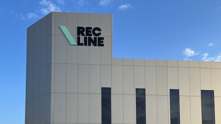 Rec Line, la empresa de consumibles informáticos cumple 20 años.  Hablamos con Pedro Martínez, gerente y fundador de la empresa de consumibles Rec Line.