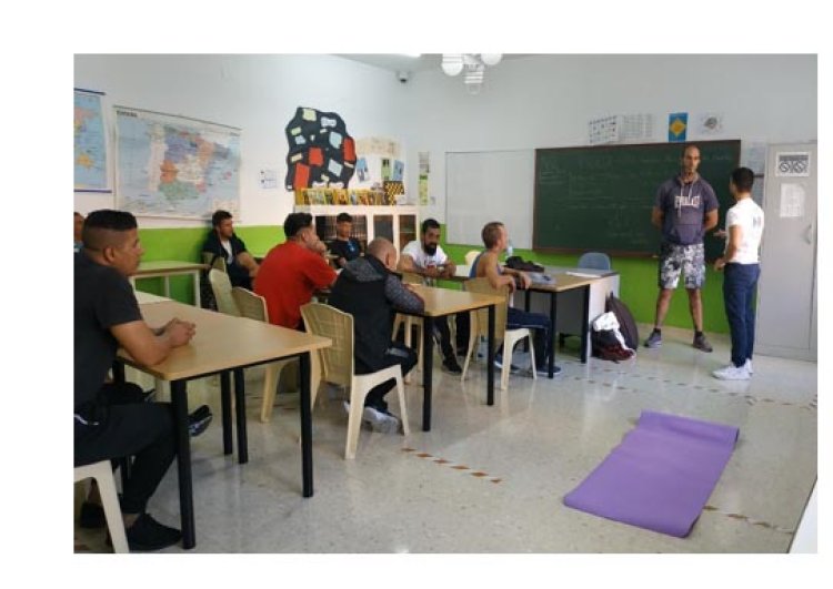 La Peña Barcelonista de Totana implanta en el Centro Penitenciario de Murcia  el taller de   “Acción consciente”