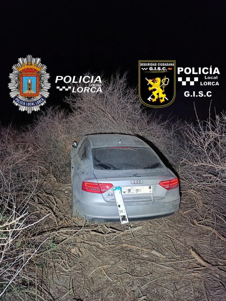 La Policía Local Lorca consigue frustrar el robo de un cajero automático en la pedanía de La Paca.